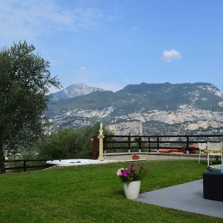 La Bed & Breakfast Arco